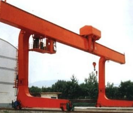L型電動(dòng)葫蘆門(mén)式起重機(jī)