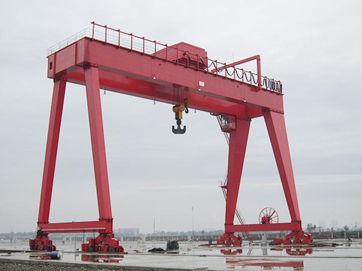 雙主梁門(mén)式起重機(jī)